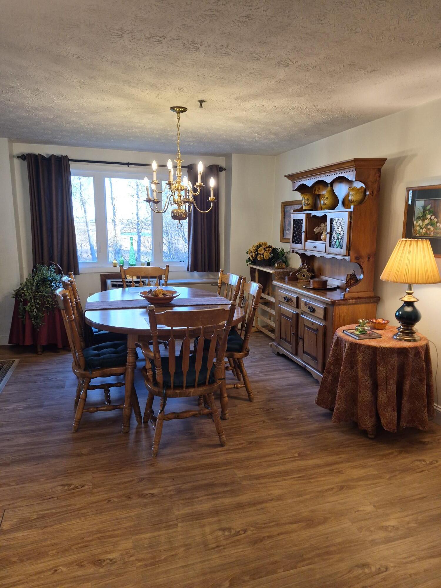 1373 Post Road, Unit 2C Wells, ME 04090 - Photo 12 of 20 Dining Room