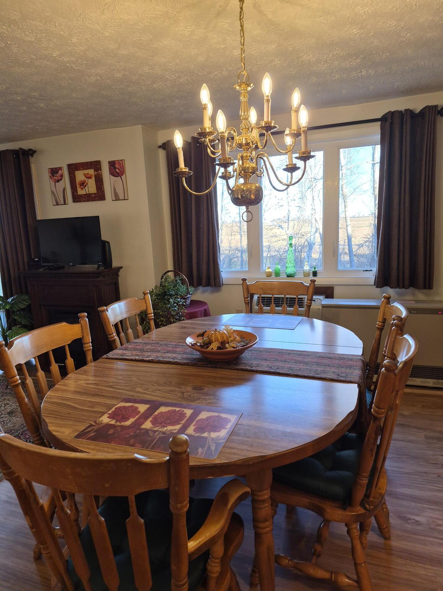 1373 Post Road, Unit 2C Wells, ME 04090 - Photo 18 of 20 2C dinning room