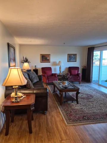 $387,000 | 1373 Post Road, Unit 2C, Wells, ME 04090