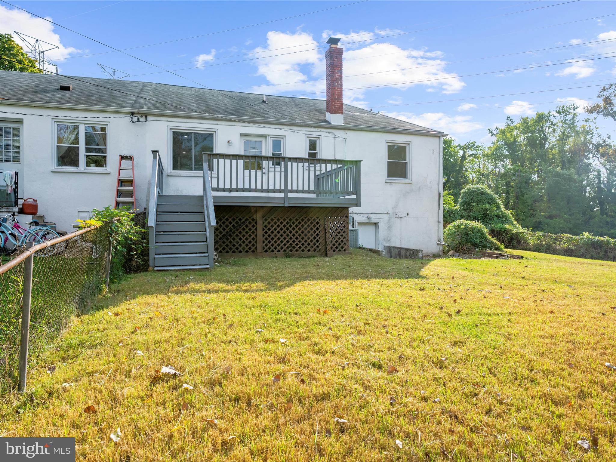 400 Dale Avenue Baltimore, MD 21206 - Photo 23 of 27 a front view of a house with a yard