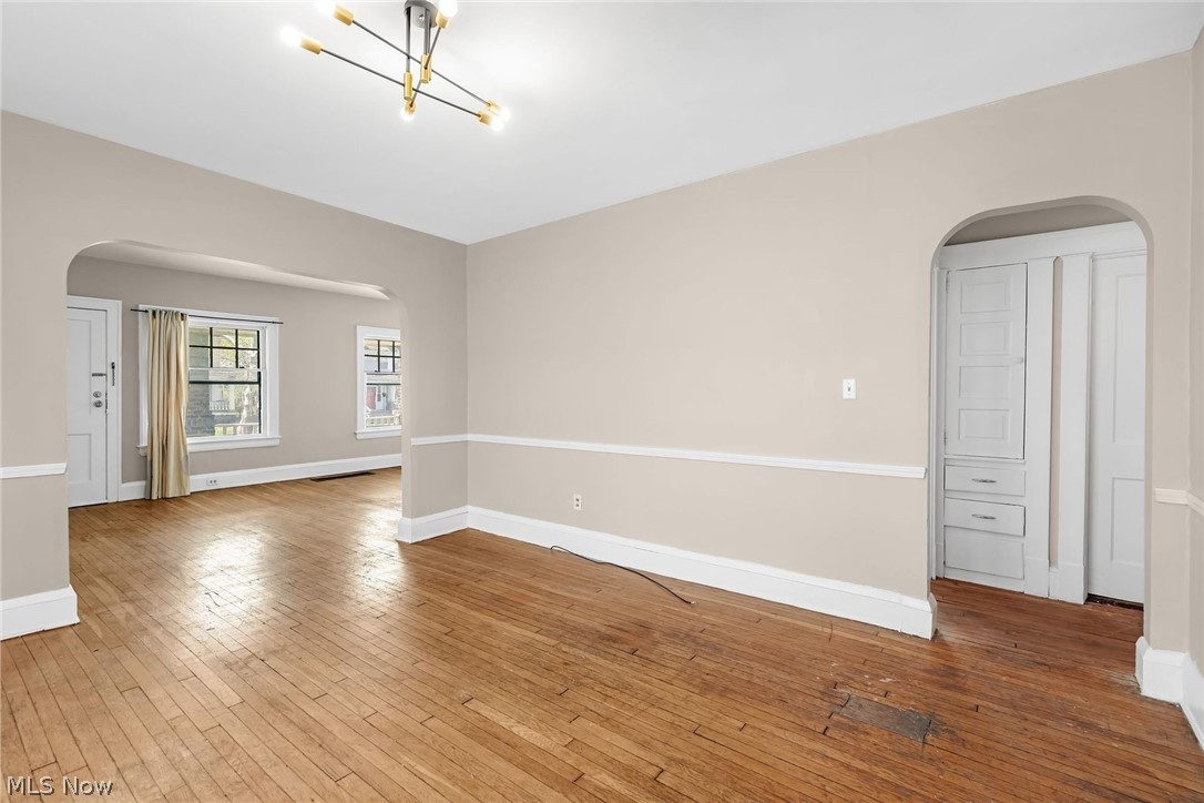 1695 Glenmont Road, Unit LOWR Cleveland, OH 44118 - Photo 10 of 29