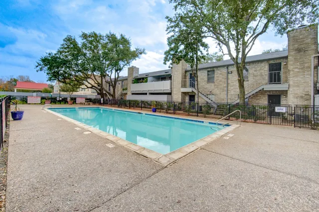 a view of outdoor space yard and patio