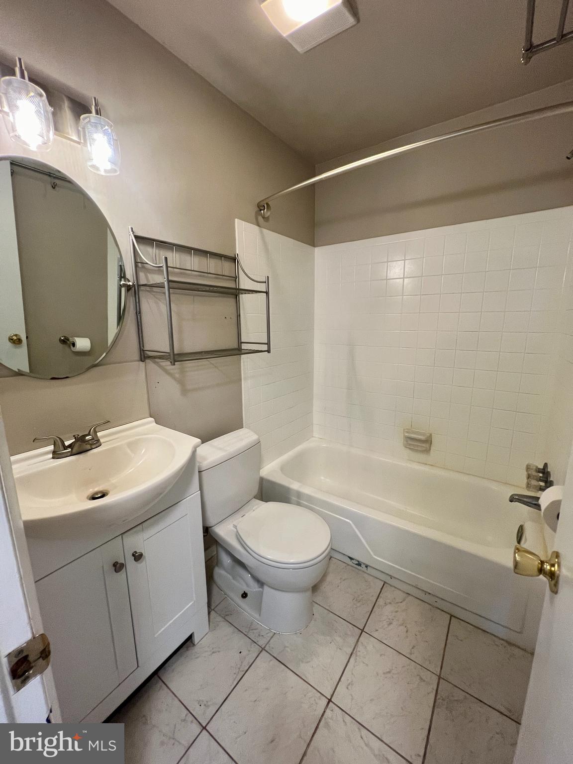 3027 Marlin Drive Riva, MD 21140 - Photo 13 of 36 Hall Full Bath