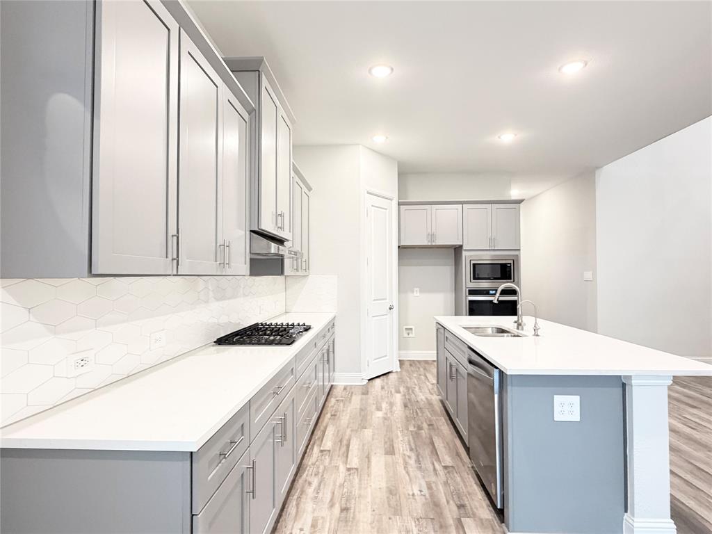 10756 Prairie Rose Road Frisco, TX 75035 - Photo 6 of 29