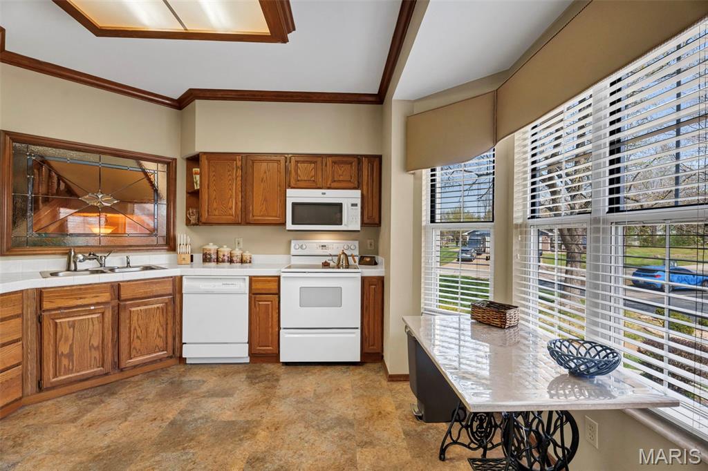 405 Meramec Way, Unit 10 St. Charles, MO 63303 - Photo 13 of 23