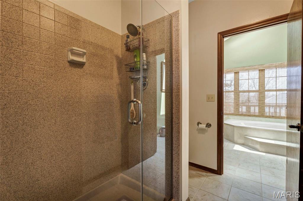 405 Meramec Way, Unit 10 St. Charles, MO 63303 - Photo 21 of 23