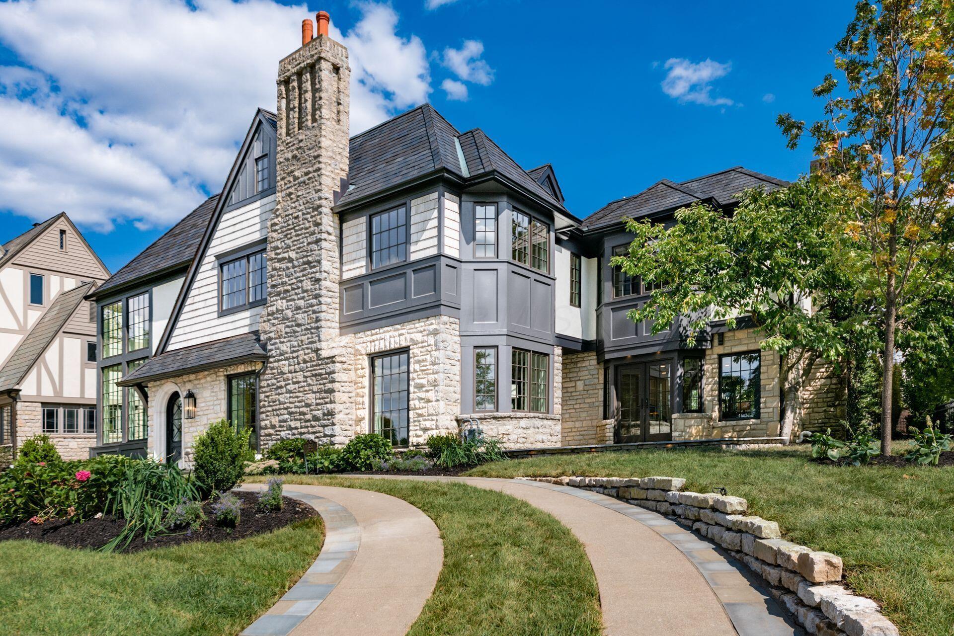 2252 Club Road Upper Arlington, OH 43221 - Photo 11 of 122 2252 Club Road