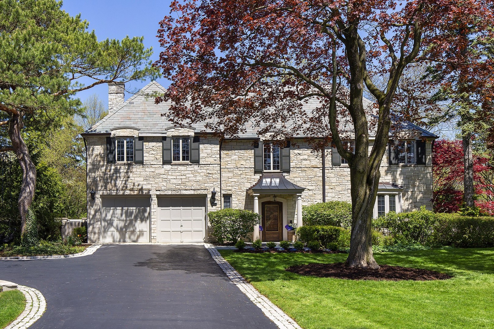 845 Lamson Drive Winnetka, IL 60093 - Photo 2 of 40