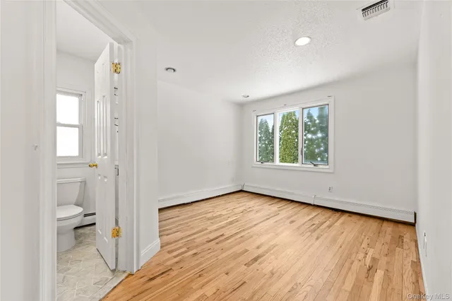 $4,500 | 12 Ross Avenue, Melville, NY 11747