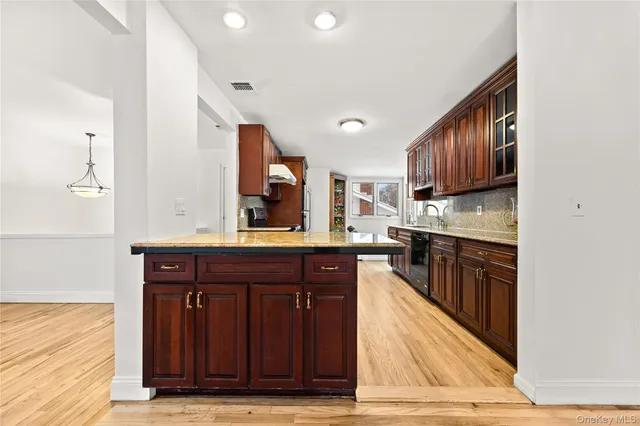 $4,500 | 12 Ross Avenue, Melville, NY 11747