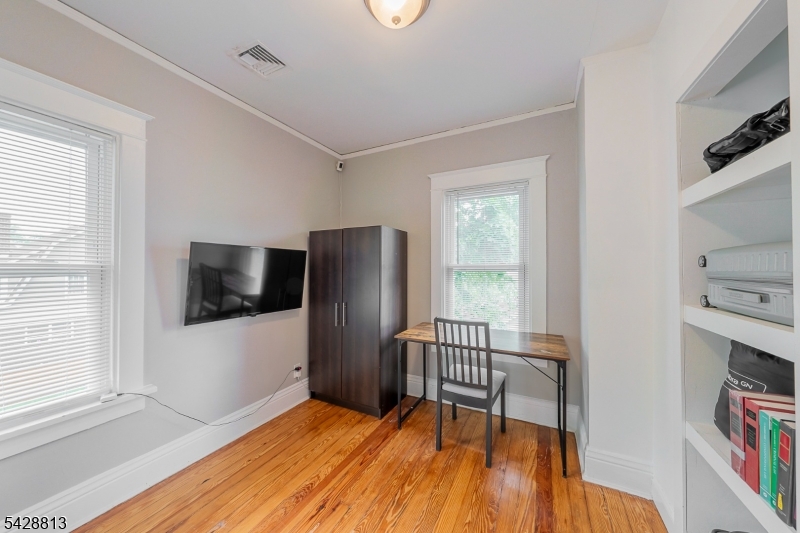 56 Woodside Road Maplewood, NJ 07040 - Photo 22 of 33