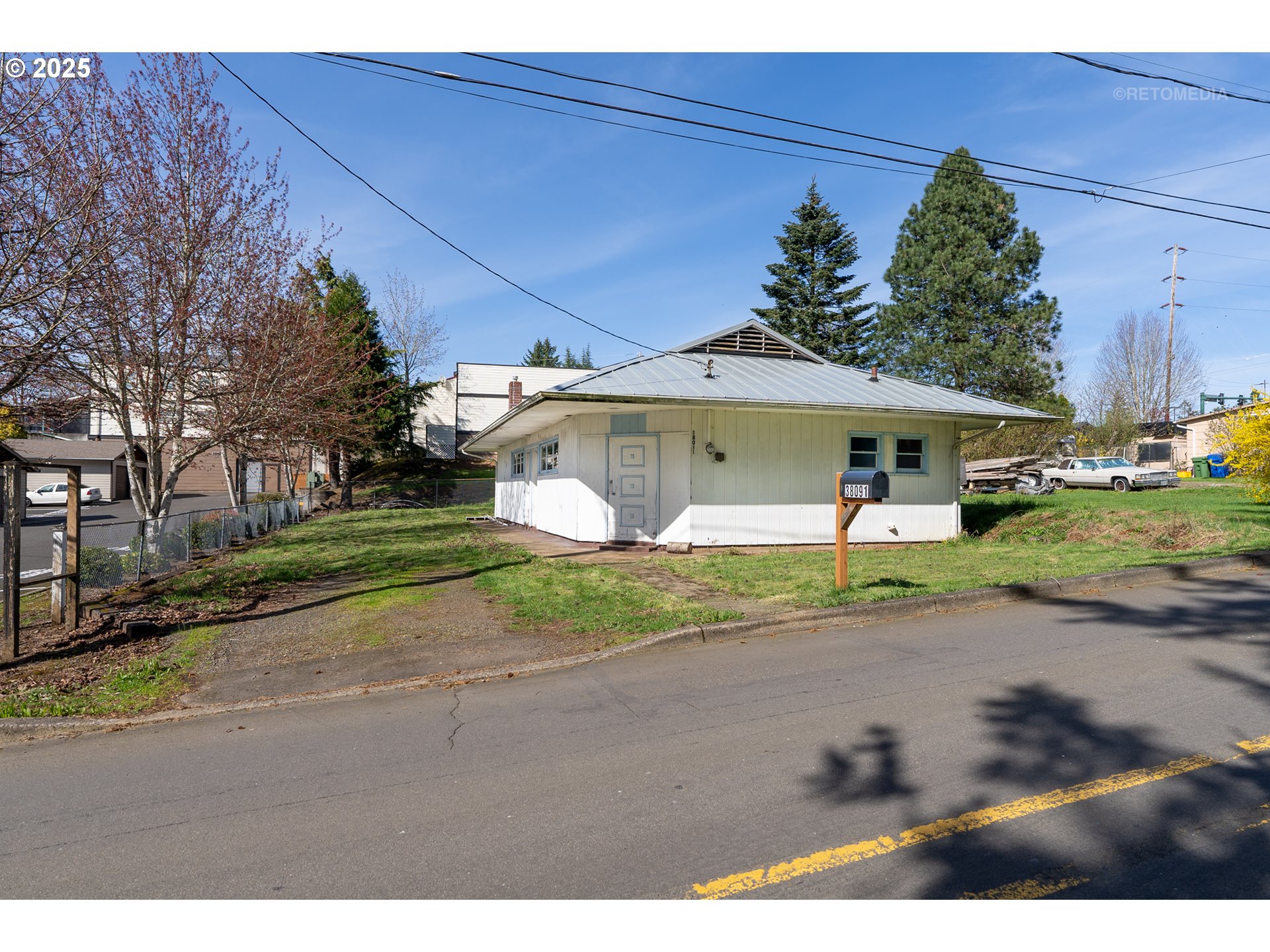 38091 Sunset Street Sandy, OR 97055 - Photo 3 of 19