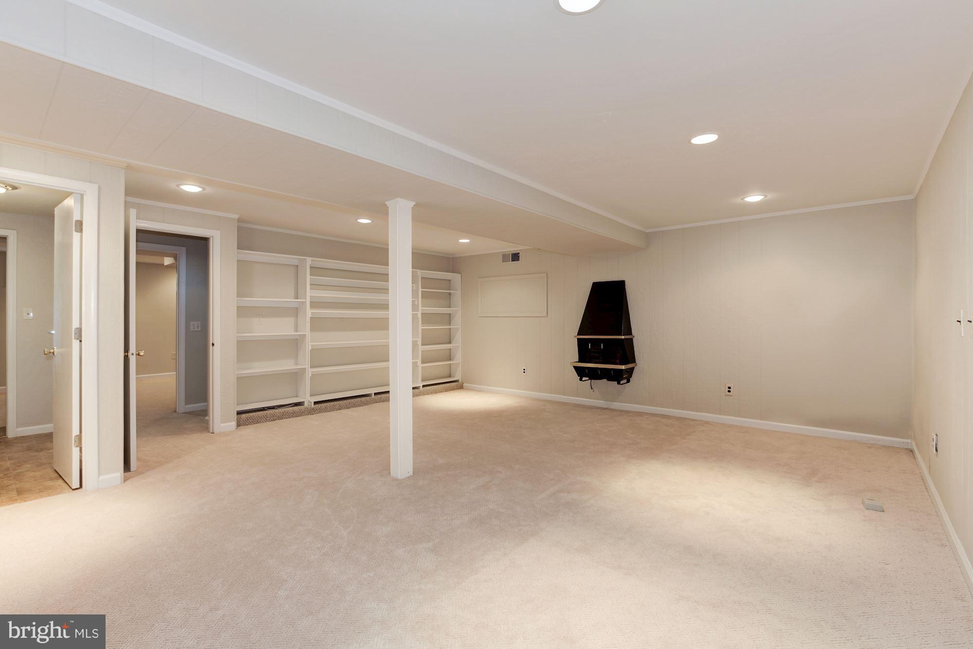 1666 Winchester Road Annapolis, MD 21409 - Photo 20 of 25 Family Room