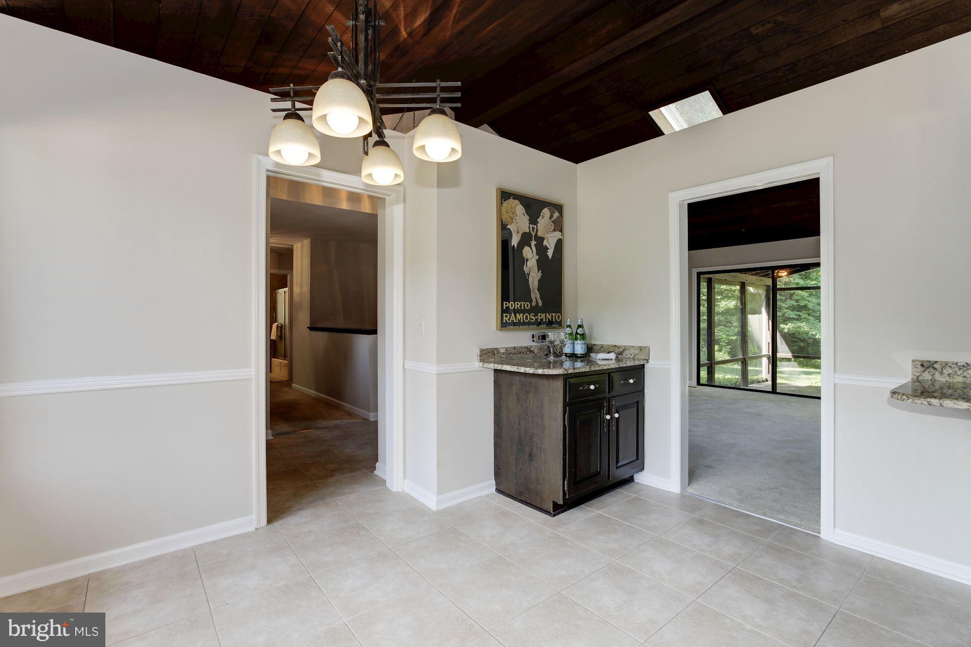 1666 Winchester Road Annapolis, MD 21409 - Photo 5 of 25 Kitchen