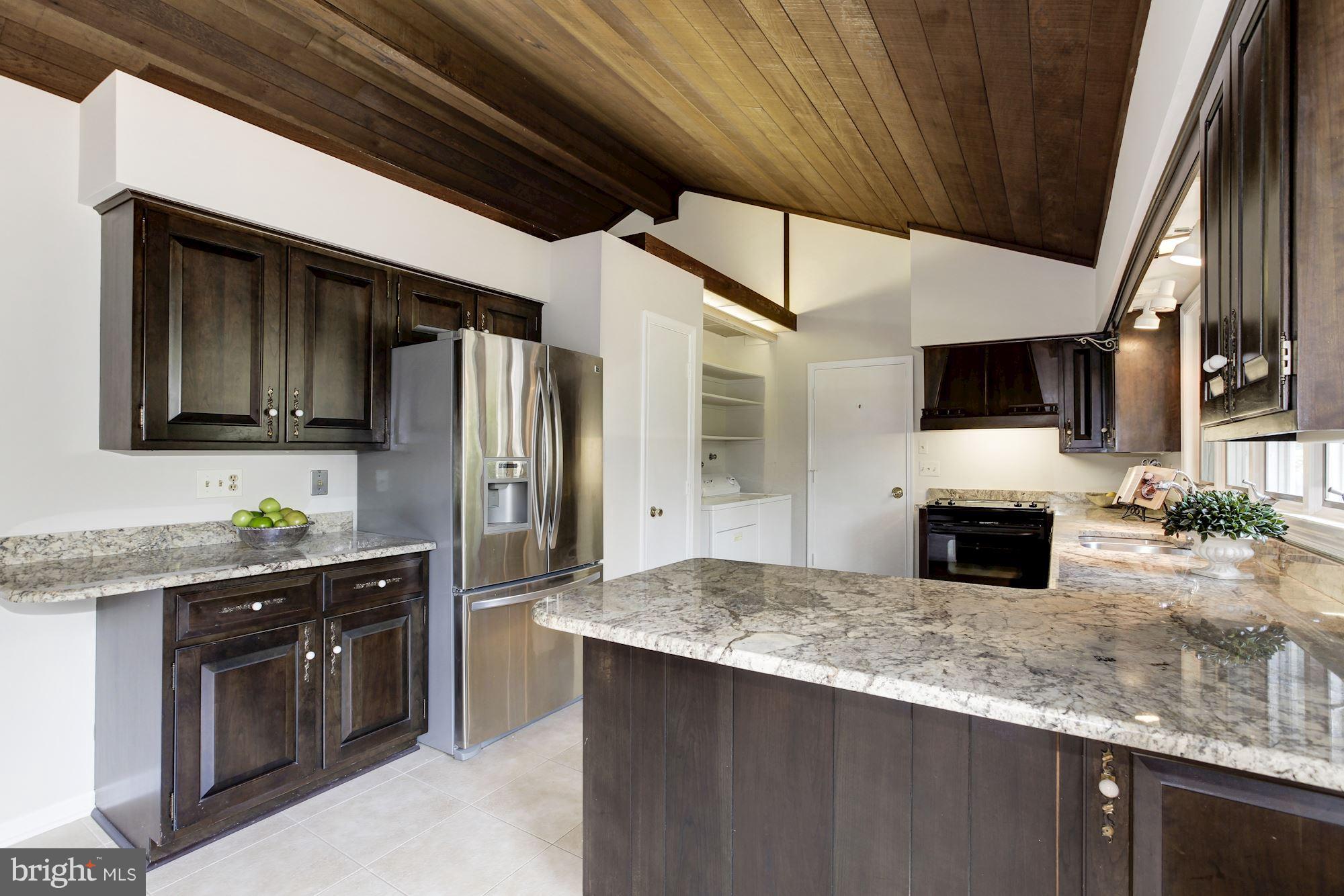 1666 Winchester Road Annapolis, MD 21409 - Photo 8 of 25 Kitchen