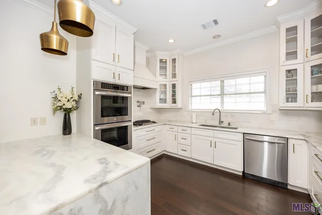 $475,000 | 8851 Menlo Drive, Baton Rouge, LA 70808