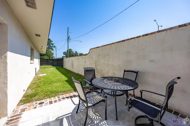 $475,000 | 8851 Menlo Drive, Baton Rouge, LA 70808