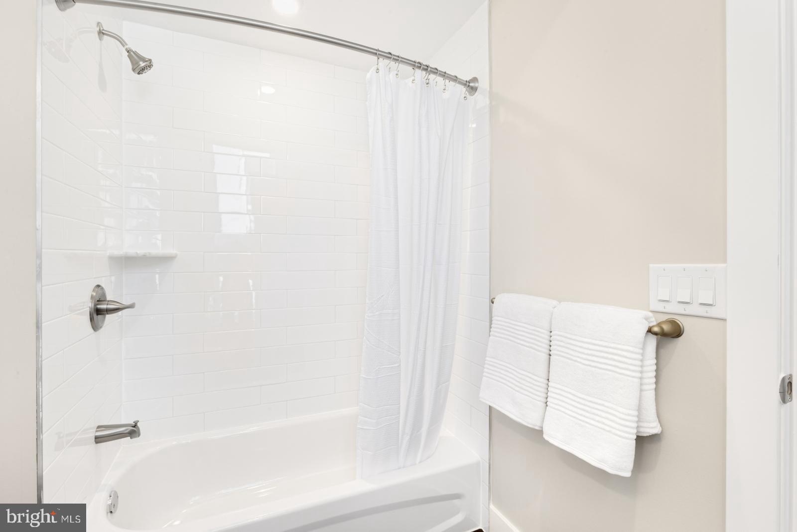 6712 Ridge Avenue, Unit 302 Philadelphia, PA 19128 - Photo 19 of 22