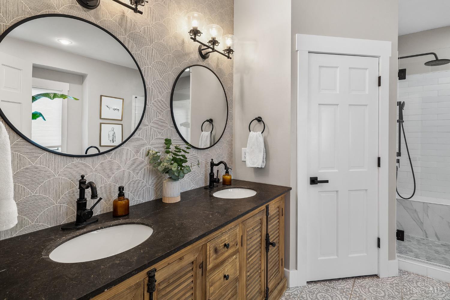 4364 Hubble Road Cincinnati, OH 45247 - Photo 28 of 66