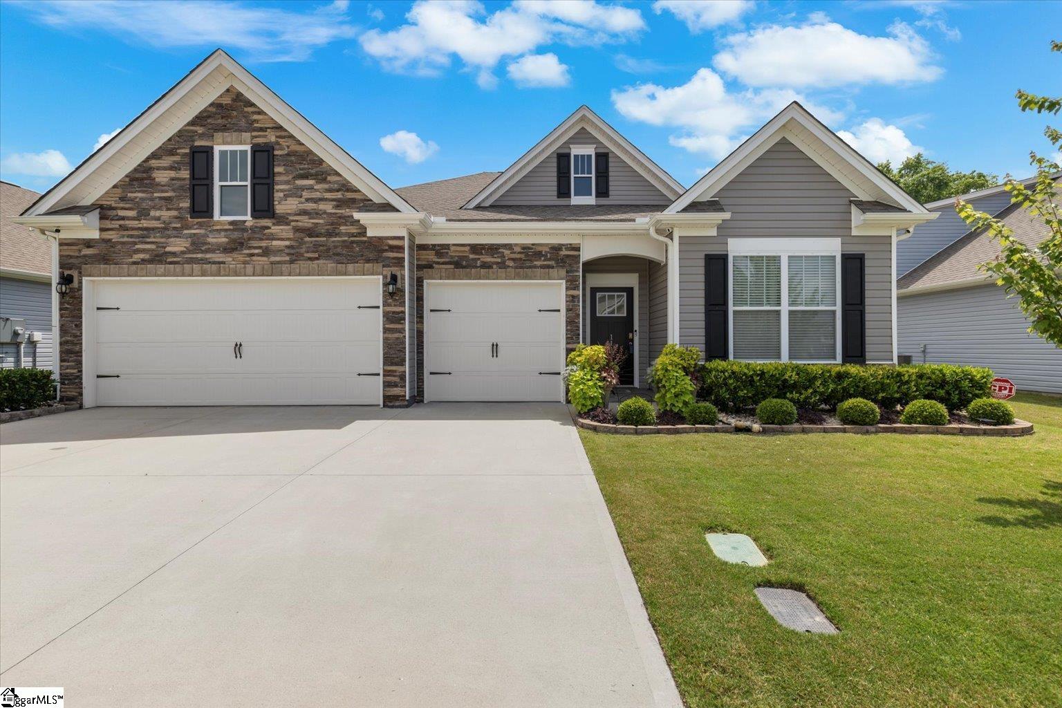 111 Yellow Fox Road Greer, SC 29650 - Photo 1 of 31 Gallery Image 1