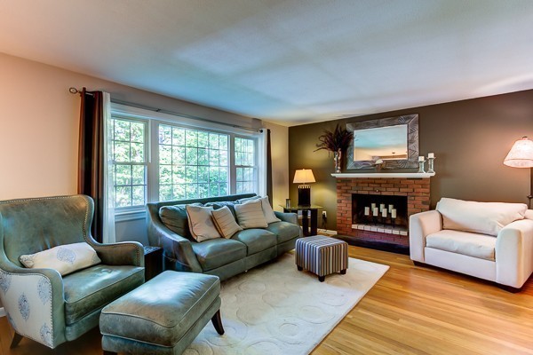 161 Parkerville Road Southborough, MA 01772 - Photo 3 of 20 Gallery Image 3