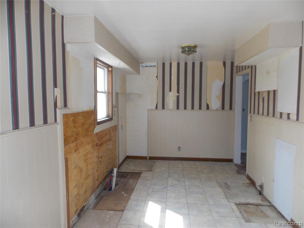 3631 West Auburn Road Rochester Hills, MI 48309 - Photo 10 of 28