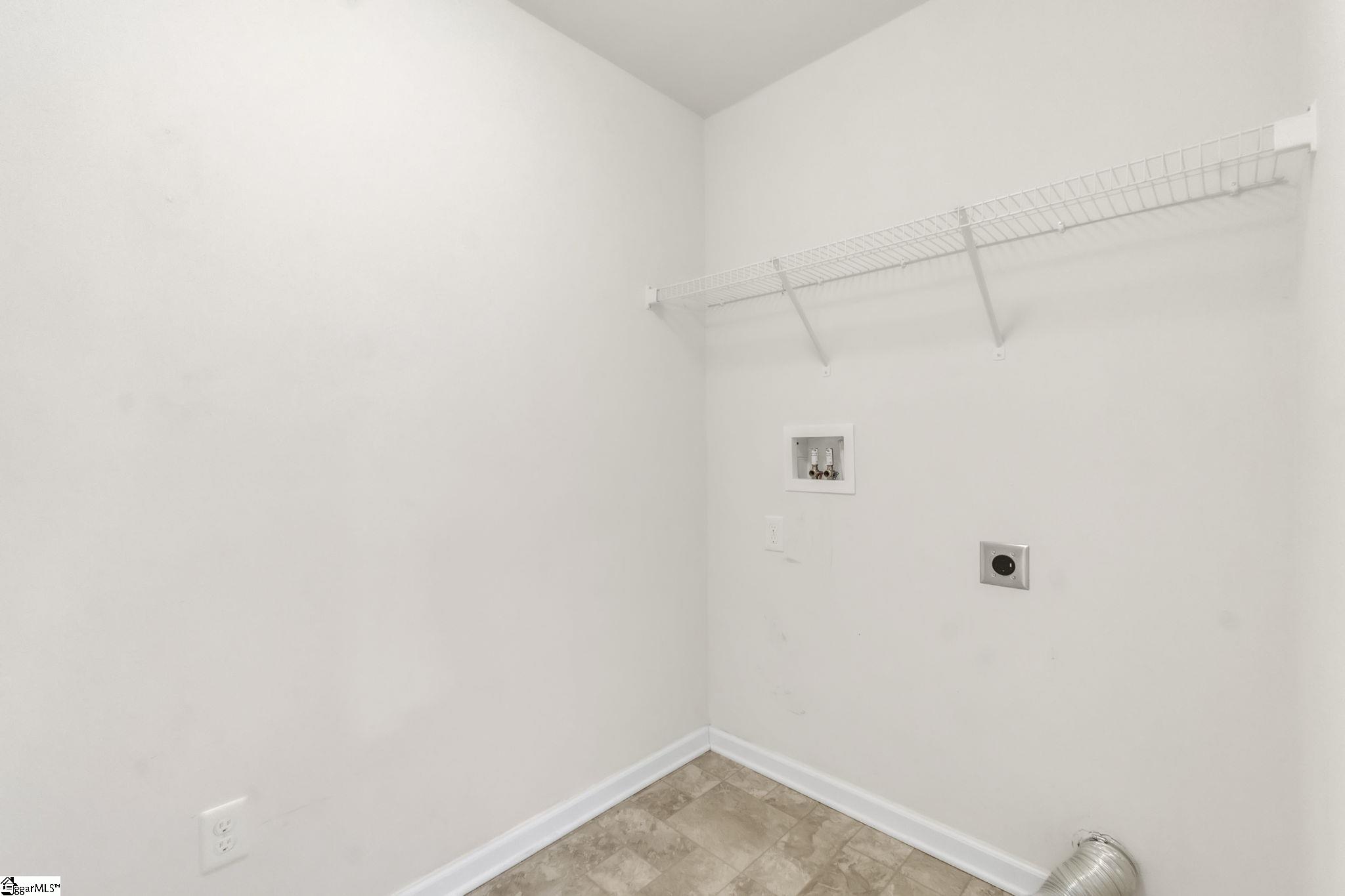 328 Bucklebury Road Greer, SC 29651 - Photo 31 of 38