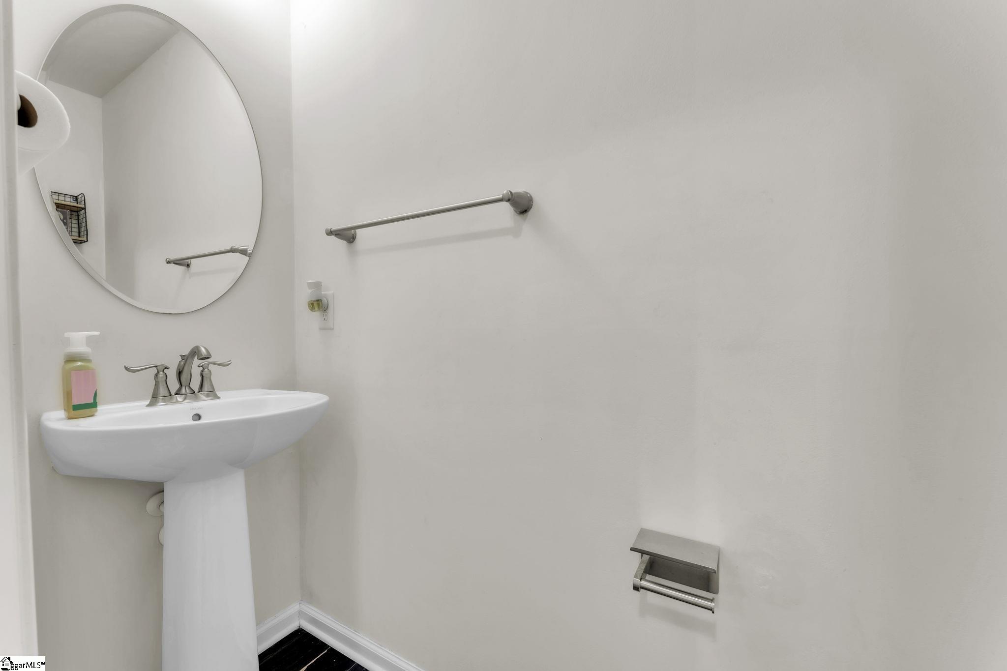 328 Bucklebury Road Greer, SC 29651 - Photo 32 of 39