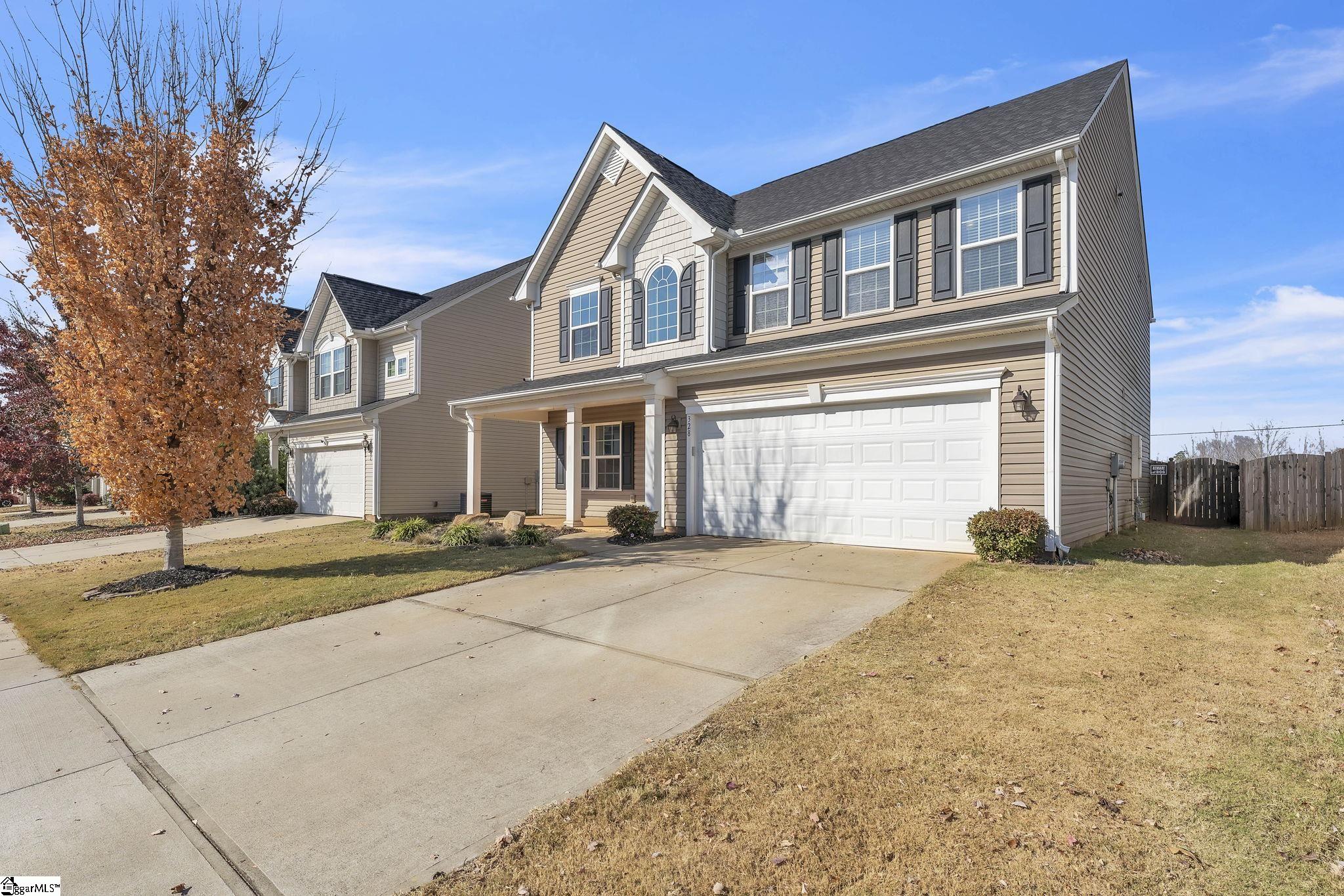 328 Bucklebury Road Greer, SC 29651 - Photo 4 of 39