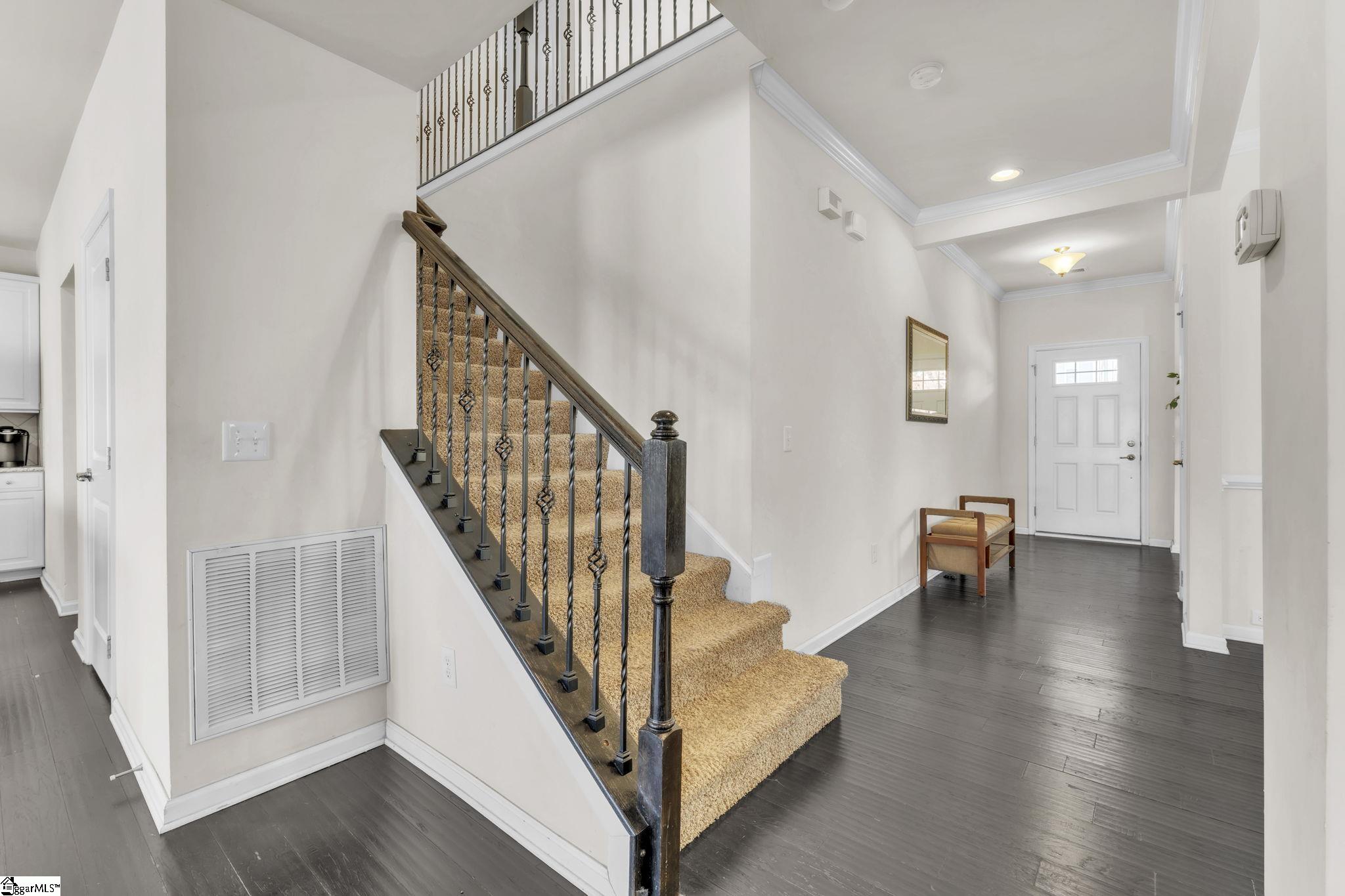 328 Bucklebury Road Greer, SC 29651 - Photo 8 of 39