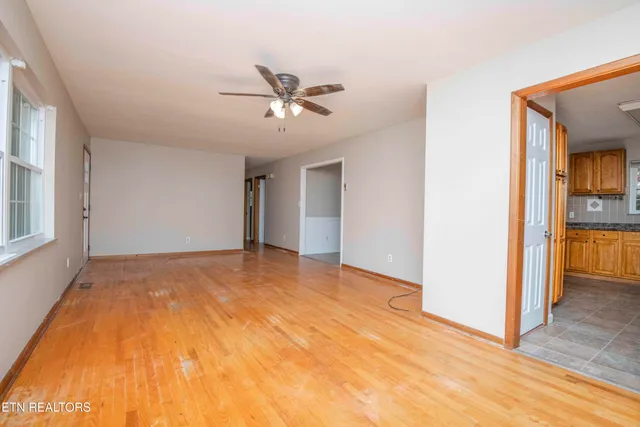 $299,000 | 135 Edgewood Heights Lane, Powell, TN 37849