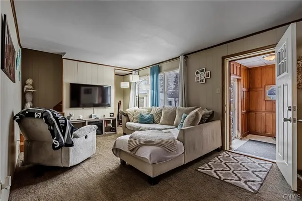 $235,000 | 644 Daytona Street, Deerfield, NY 13502