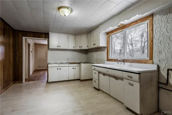 $235,000 | 644 Daytona Street, Deerfield, NY 13502