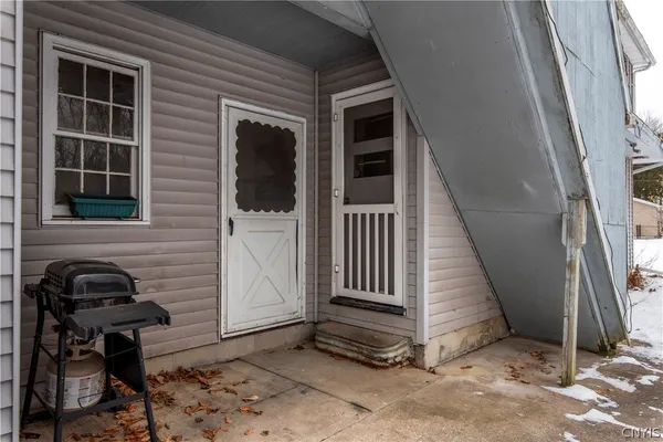 $235,000 | 644 Daytona Street, Deerfield, NY 13502