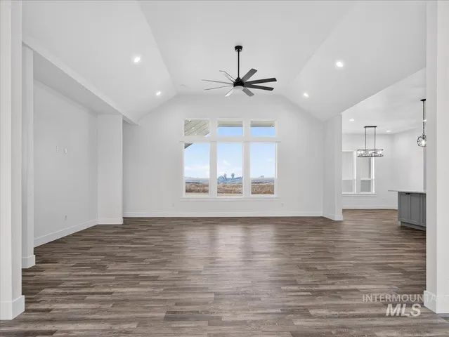 $1,150,000 | 25889 Clydesdale Lane, Parma, ID 83660