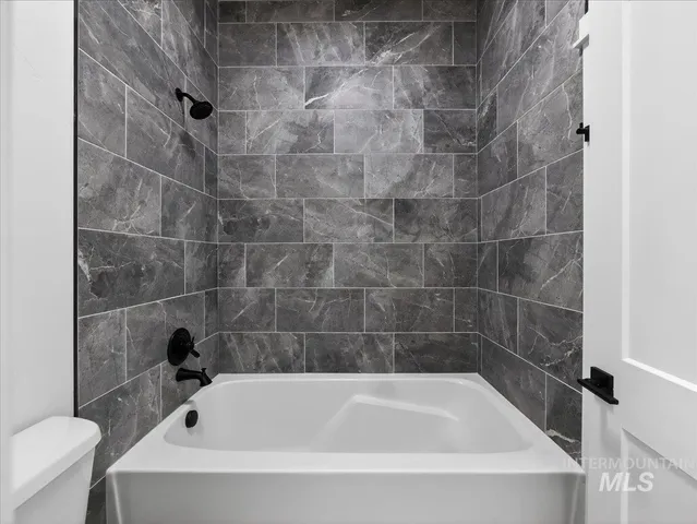 $1,150,000 | 25889 Clydesdale Lane, Parma, ID 83660