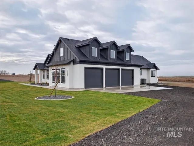 $1,150,000 | 25889 Clydesdale Lane, Parma, ID 83660
