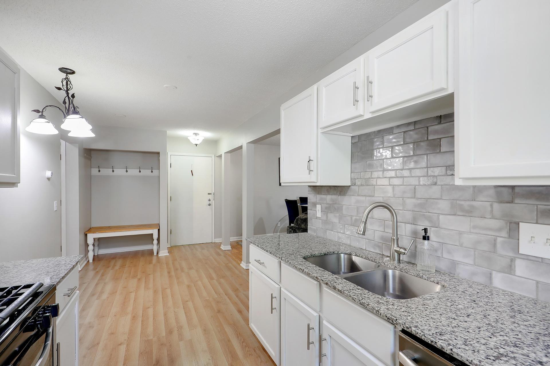 10840 Rockford Road, Unit 212 Plymouth, MN 55442 - Photo 4 of 56
