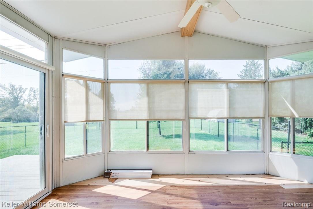 1450 Lake Nepessing Road Lapeer, MI 48446 - Photo 32 of 40 1450 Lake Nepessing Rd Lapeer-large-038-28-1450 Lake Nepessing Rd-1499x1000-72dpi.jpg