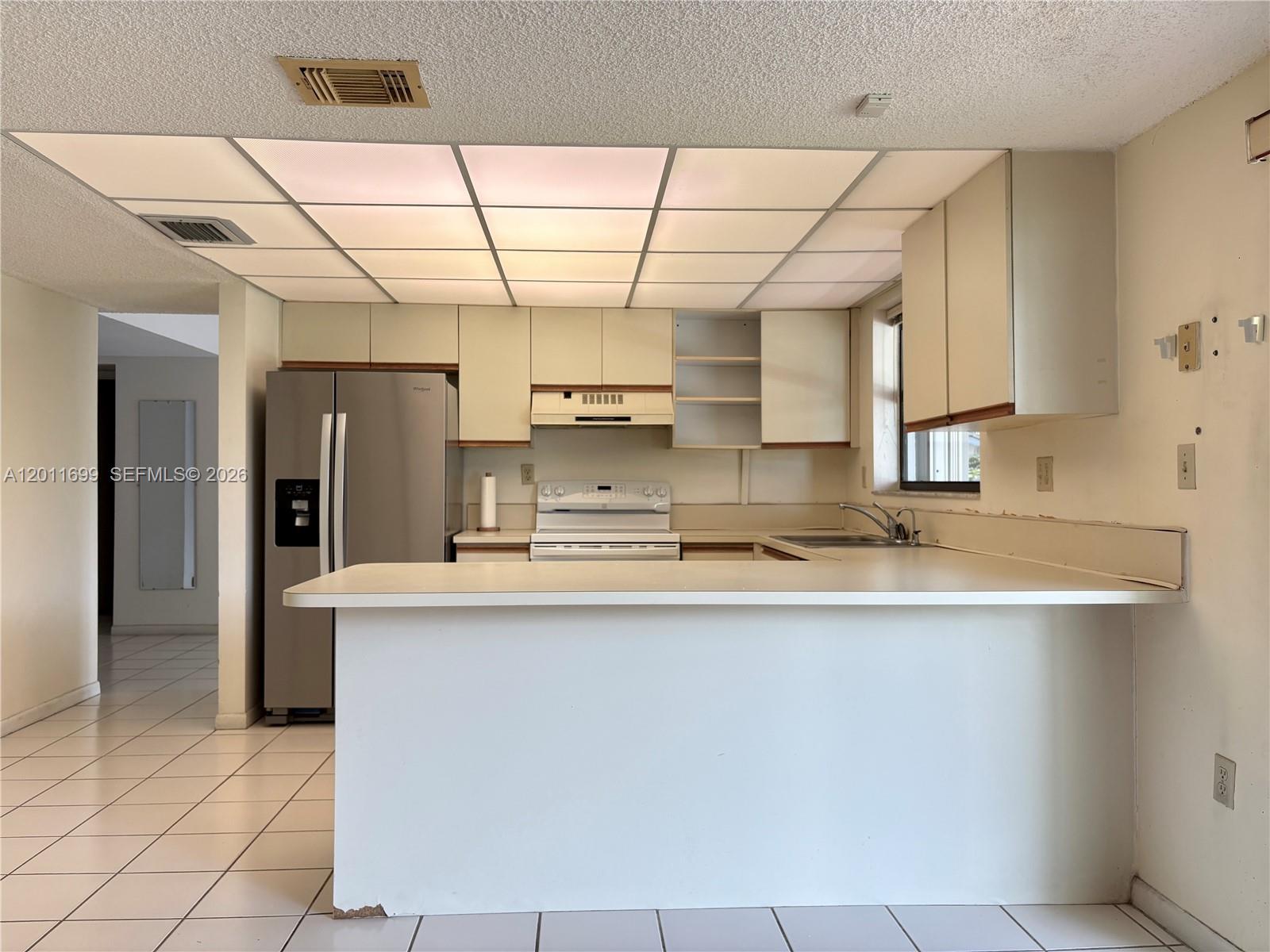 6700 Southwest 104th Court Miami, FL 33173 - Photo 13 of 51