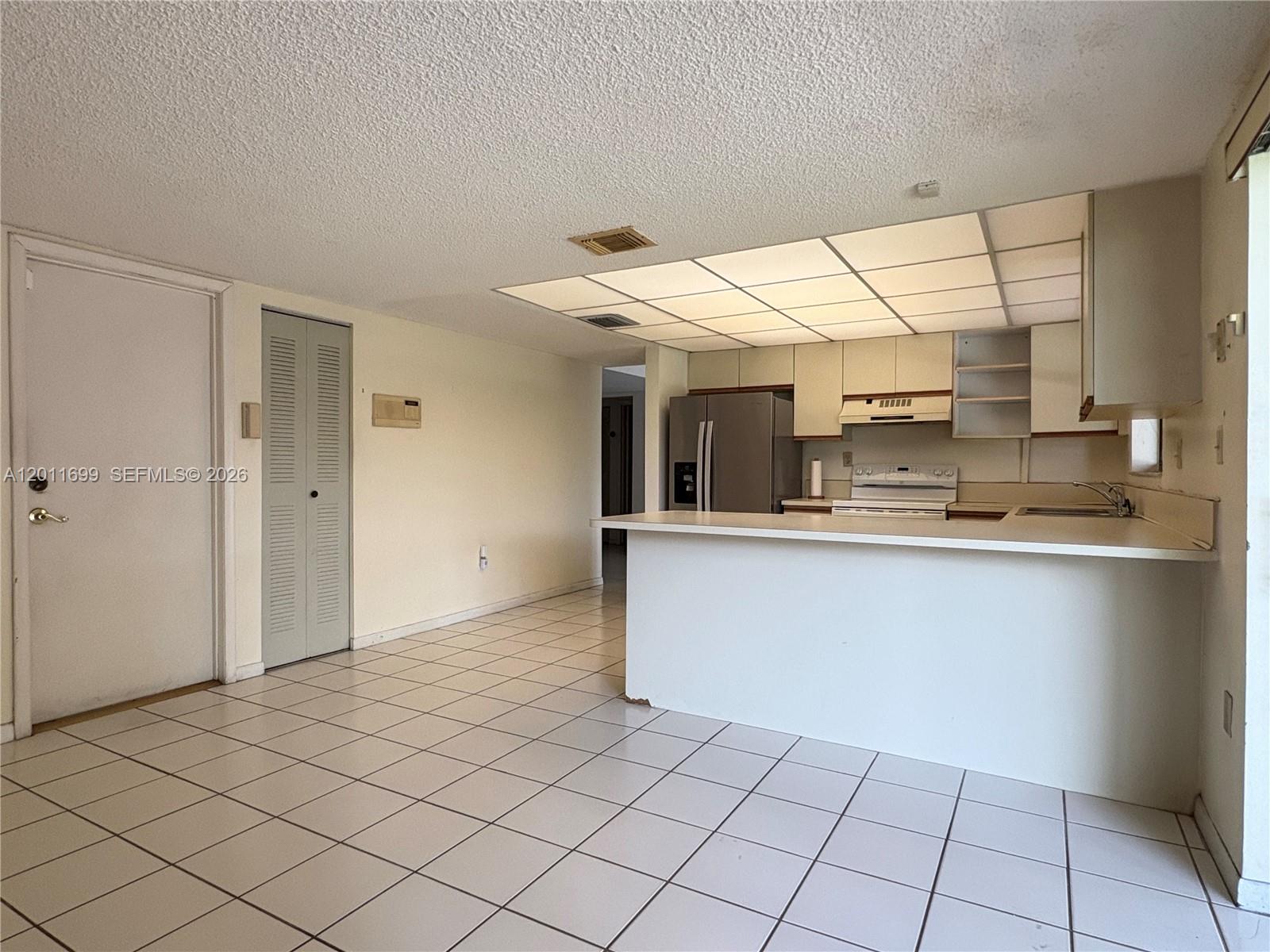 6700 Southwest 104th Court Miami, FL 33173 - Photo 14 of 51