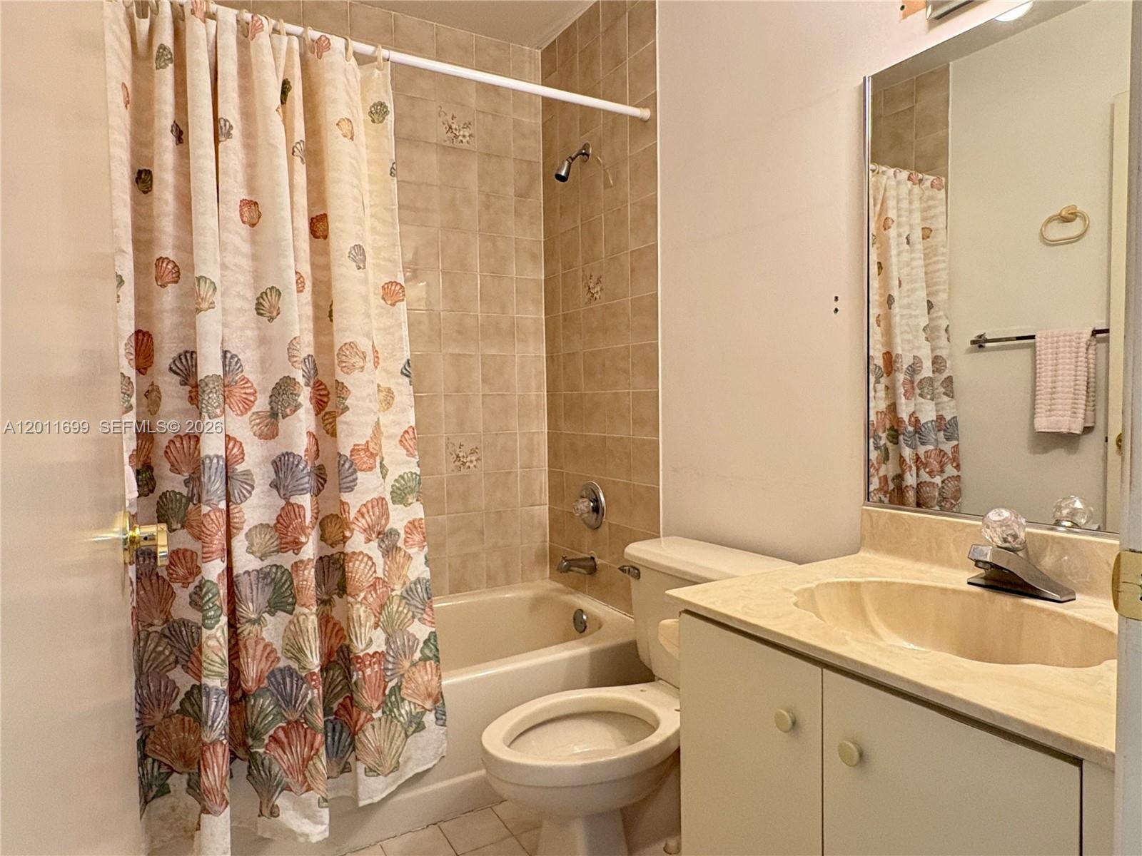 6700 Southwest 104th Court Miami, FL 33173 - Photo 20 of 51 Downstairs Full Bathroom