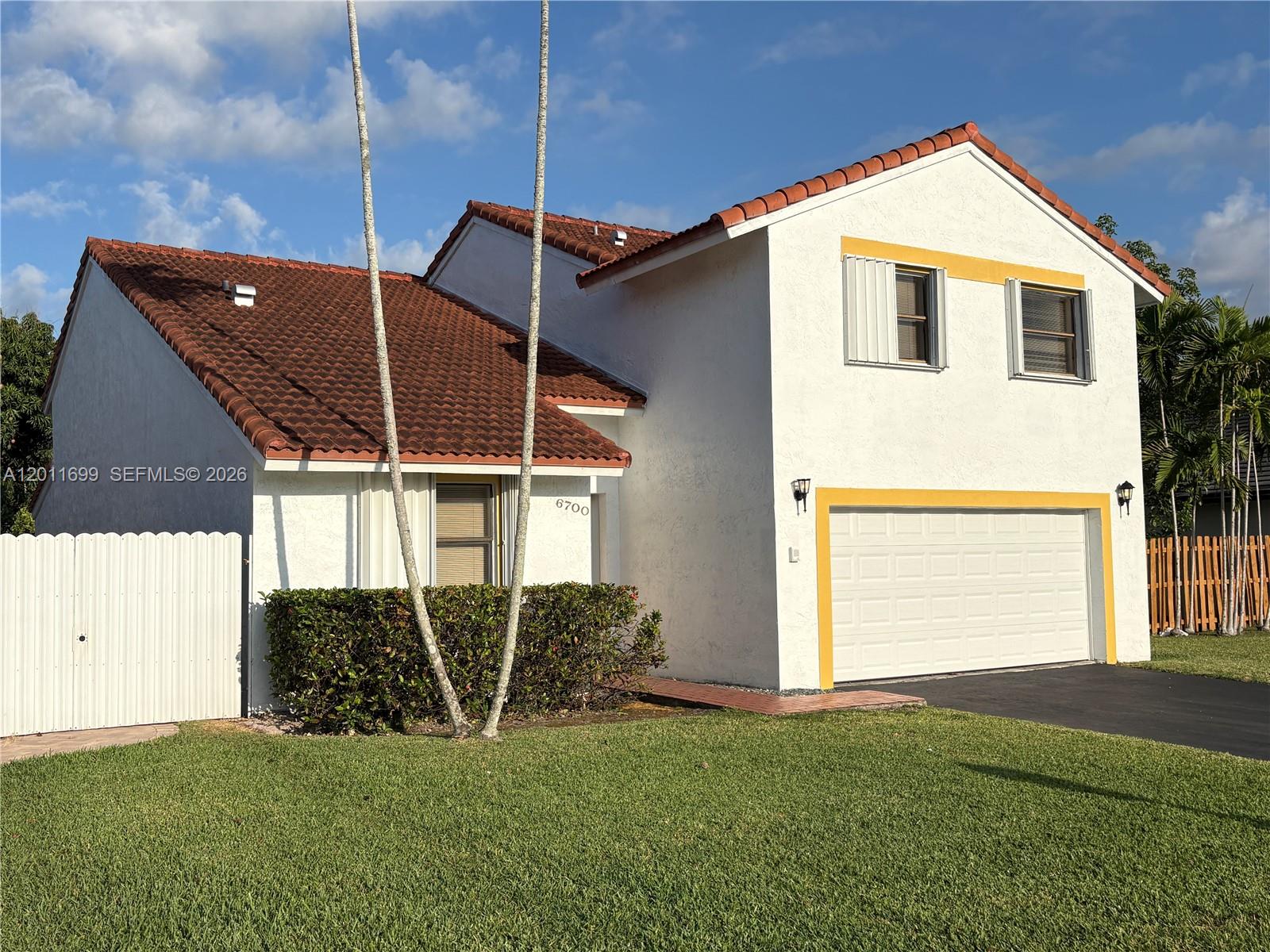 6700 Southwest 104th Court Miami, FL 33173 - Photo 3 of 51