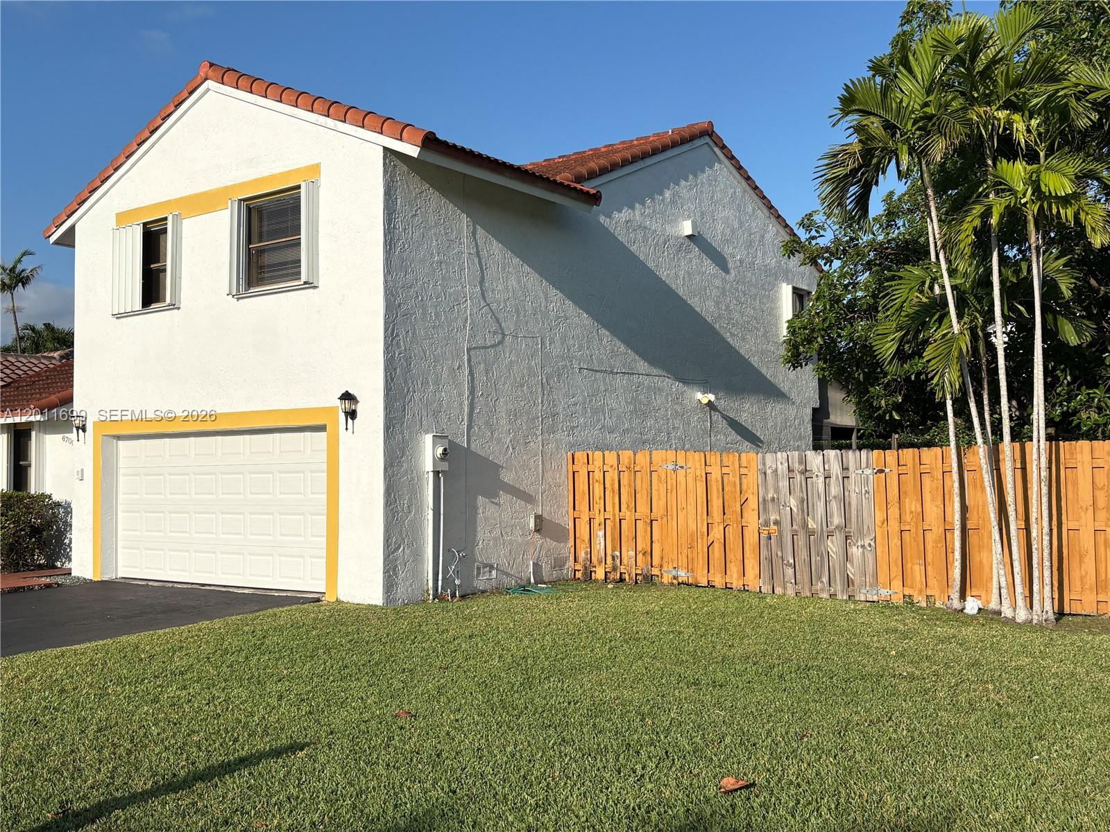 6700 Southwest 104th Court Miami, FL 33173 - Photo 4 of 51
