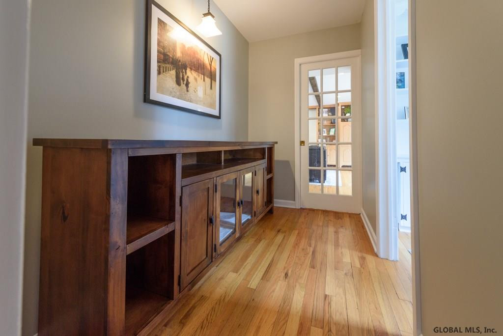 5 Olde Coach Road Bethlehem, NY 12077 - Photo 12 of 31 Photo 12