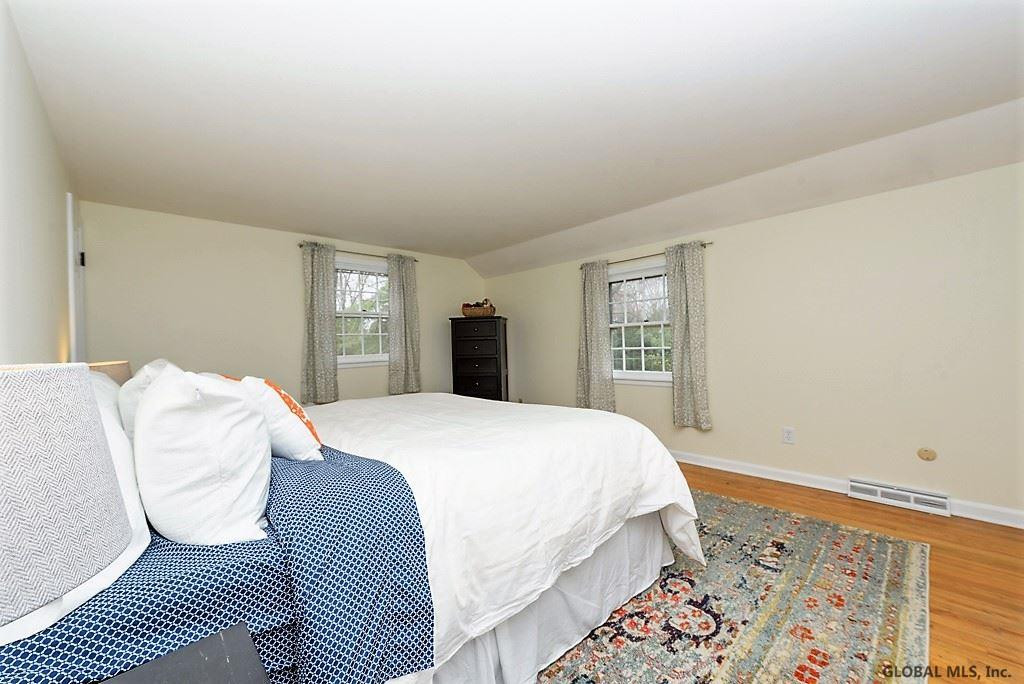 5 Olde Coach Road Bethlehem, NY 12077 - Photo 20 of 31 Photo 20