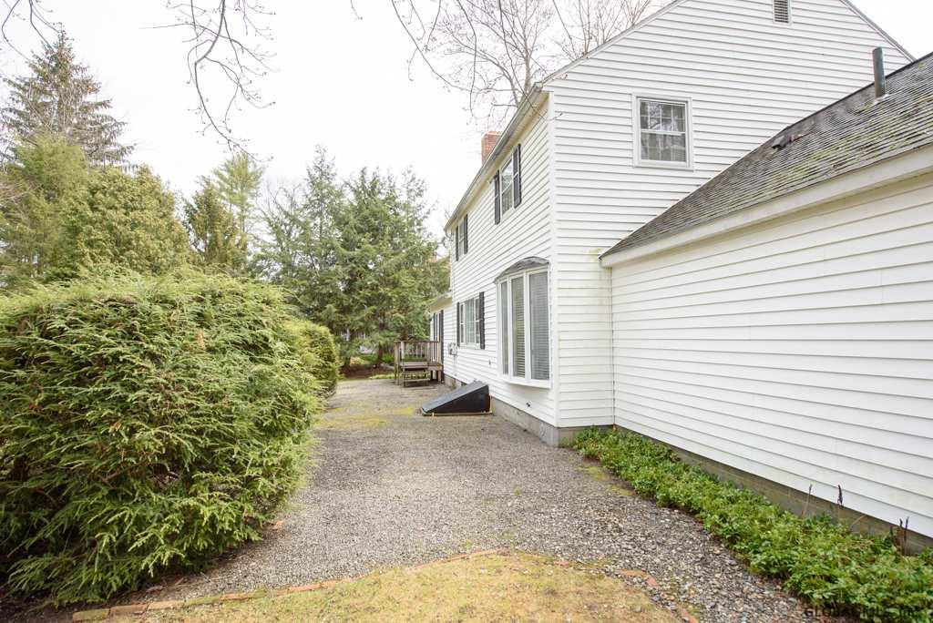 5 Olde Coach Road Bethlehem, NY 12077 - Photo 27 of 31 Photo 27