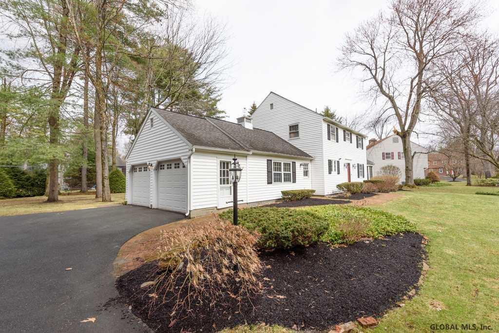 5 Olde Coach Road Bethlehem, NY 12077 - Photo 3 of 31 Photo 3