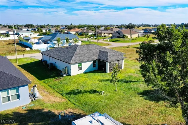 $325,000 | 1228 Northwest 12th Avenue, Cape Coral, FL 33993