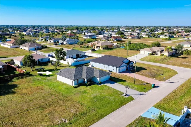 $325,000 | 1228 Northwest 12th Avenue, Cape Coral, FL 33993